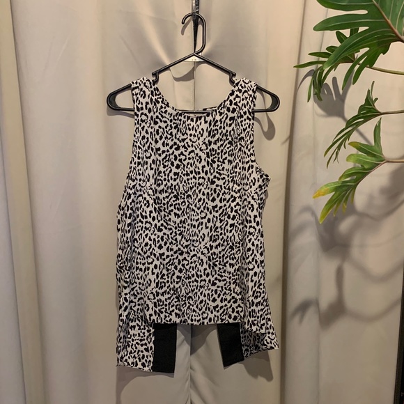 Parker Raven Top Open Back Leopard - Picture 6 of 6